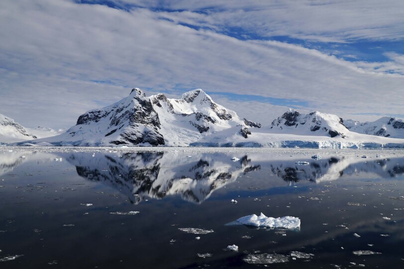 Blackpepper Viajes Antartida Galeria 0041 Paisajes Oceanicos Hielo Nieve Icebergs Bahia Paraiso Antartida