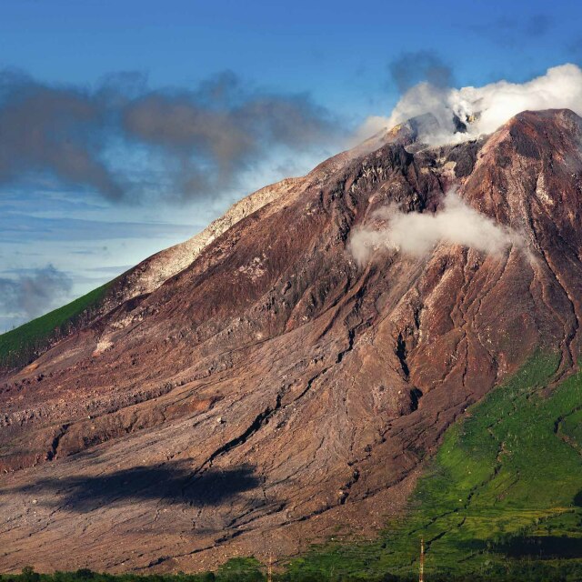 Recorrerem en 4x4 el Merapi Lava Trail. 