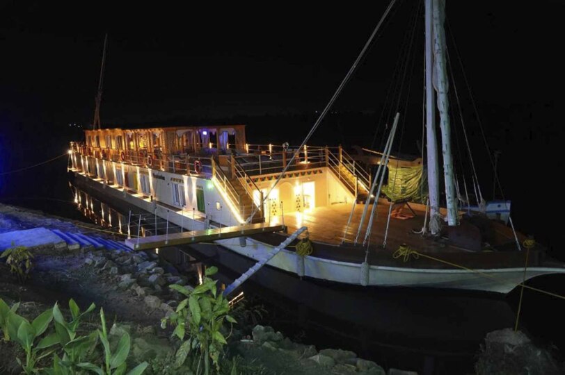 Viajes Egipto Blackpepper Travel 0014 Dahabiya De Noche