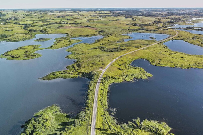Viajes Lituania Blackpepper 0023 Landscape Near Trakai Cvaidas Geguzis Lithuania Travel
