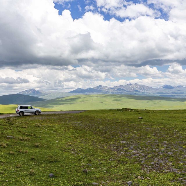 Accesos en 4x4 por pistas de alta montaña
