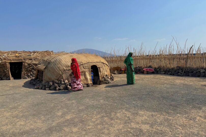 Viaje Danakil Etiopia Blackpepper Poblado Afar 2